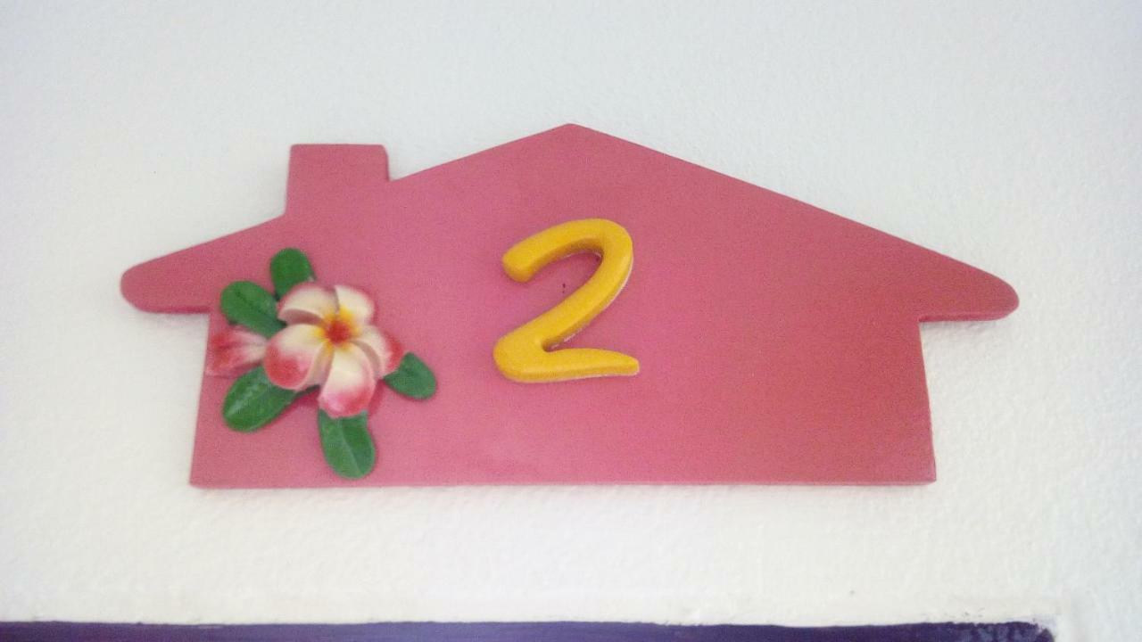 M & A Guesthouse Hua Hin Bagian luar foto