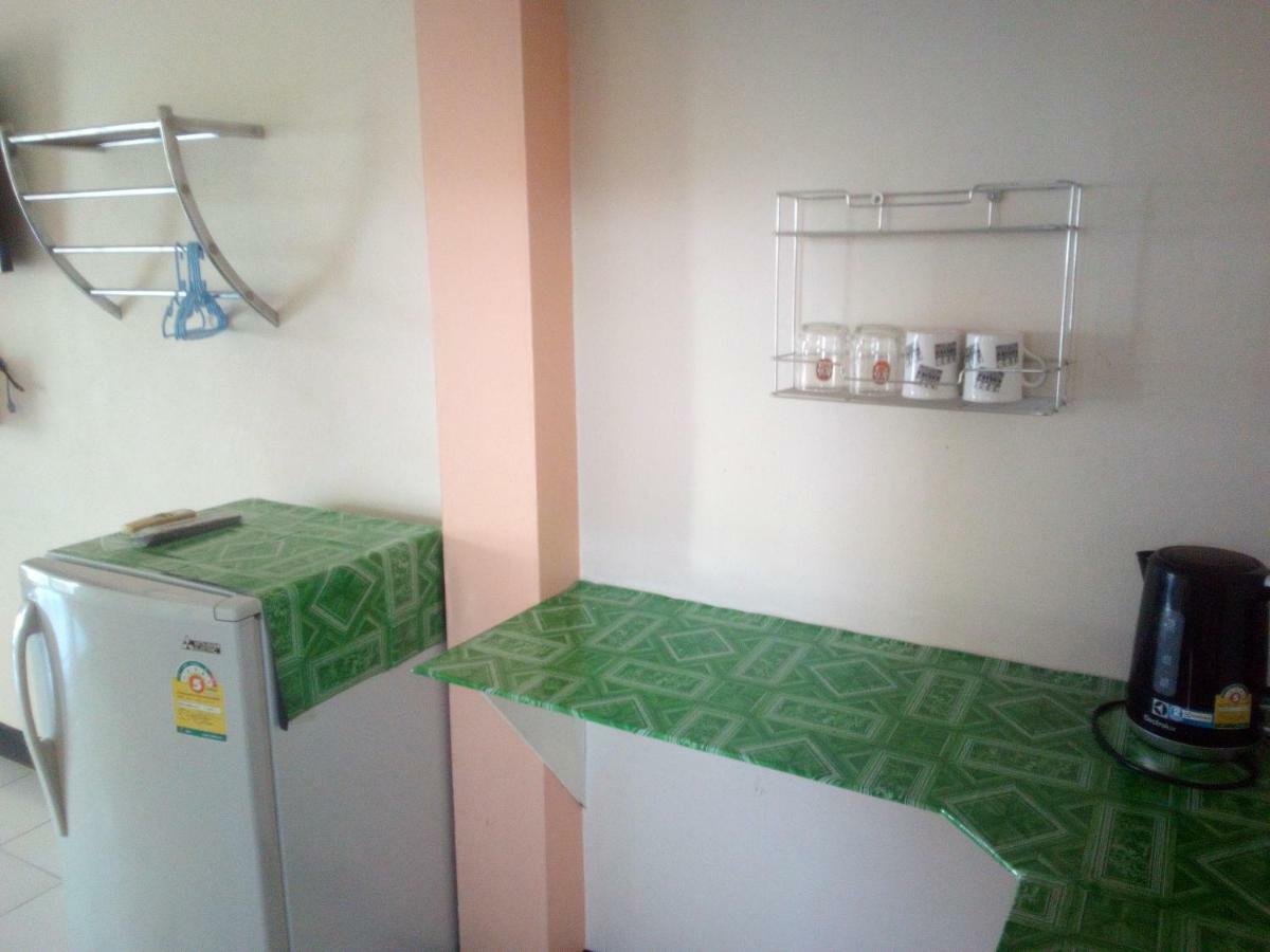 M & A Guesthouse Hua Hin Bagian luar foto